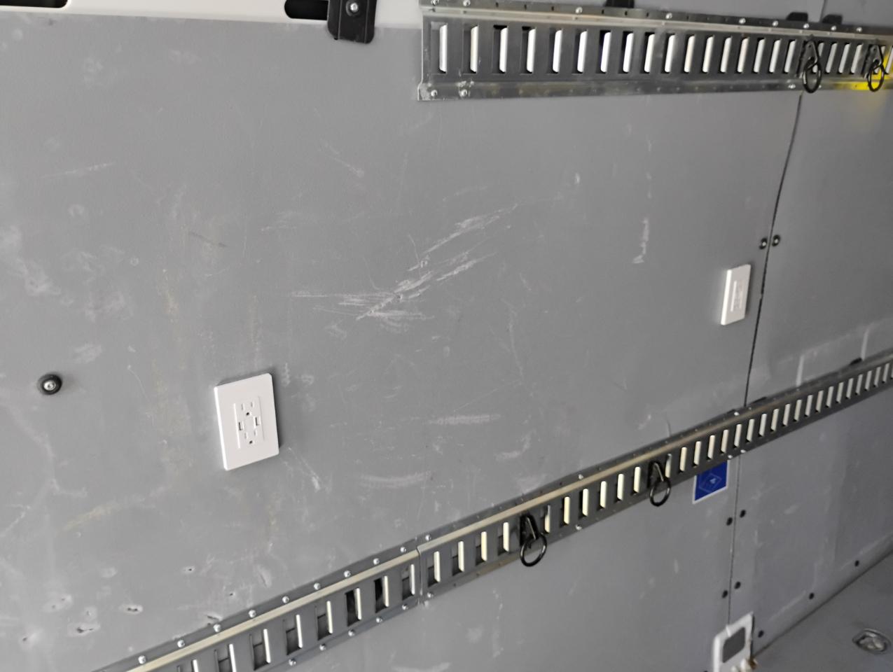 Mercedes-Benz Sprinter 2500 High Roof 170-in. WB 2017