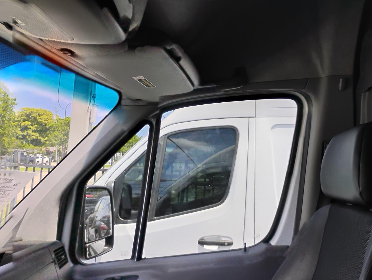 Mercedes-Benz Sprinter 2500 High Roof 170-in. WB 2017