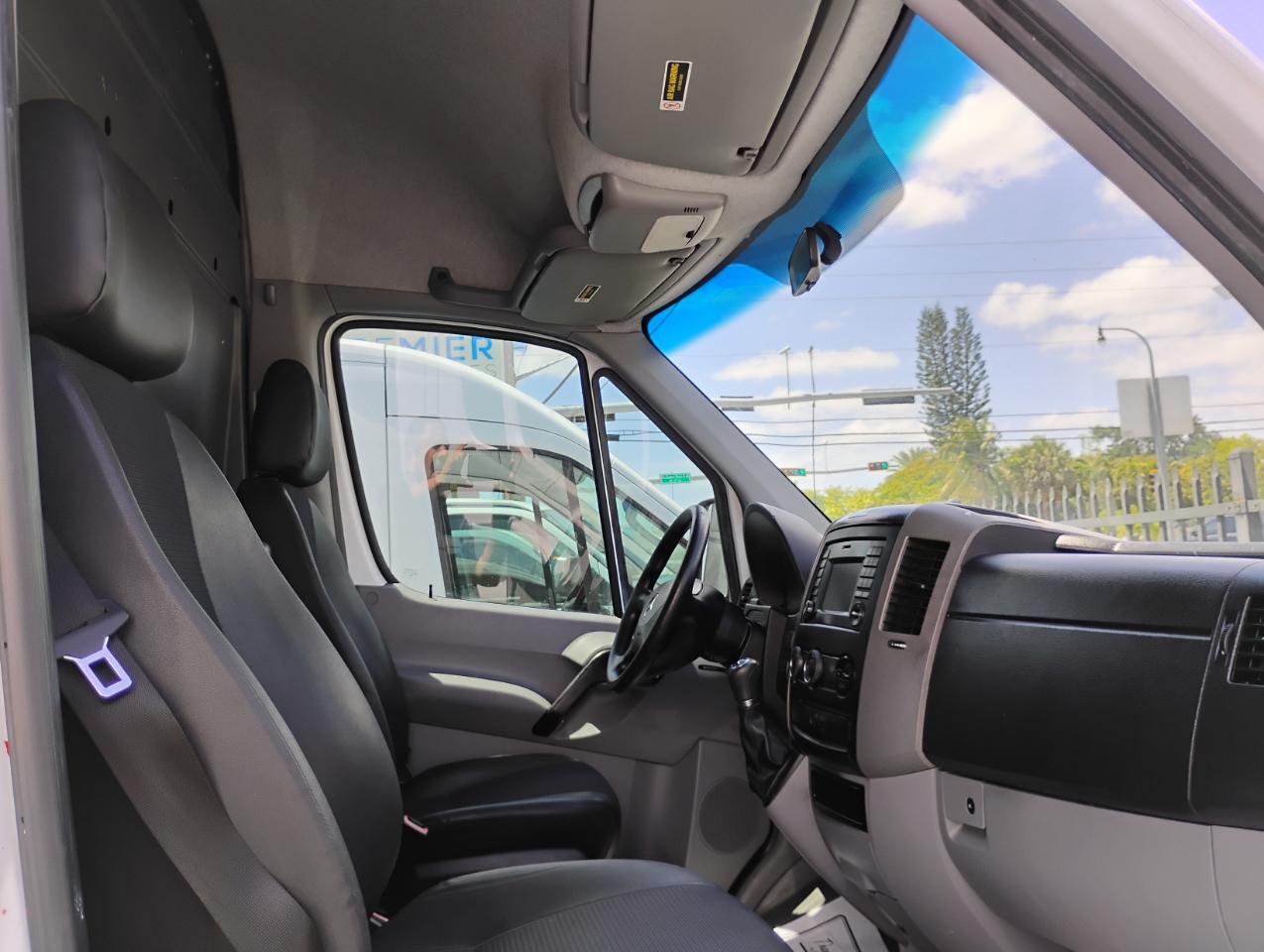 Mercedes-Benz Sprinter 2500 High Roof 170-in. WB 2017