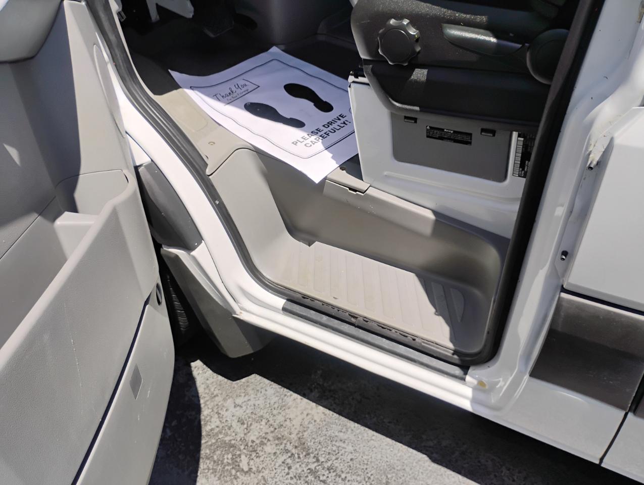 Mercedes-Benz Sprinter 2500 High Roof 170-in. WB 2017