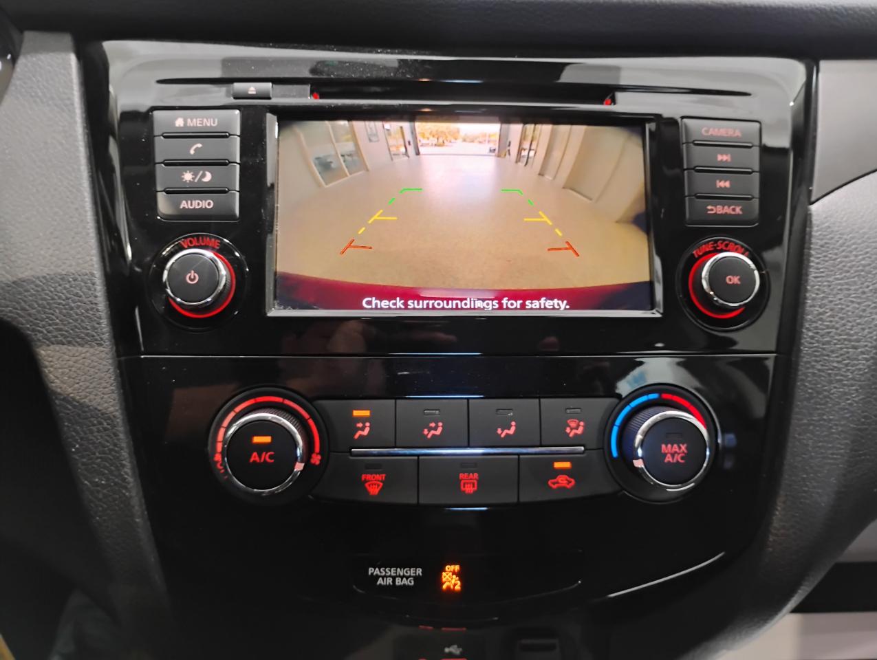 Nissan Rogue Sport S 2020