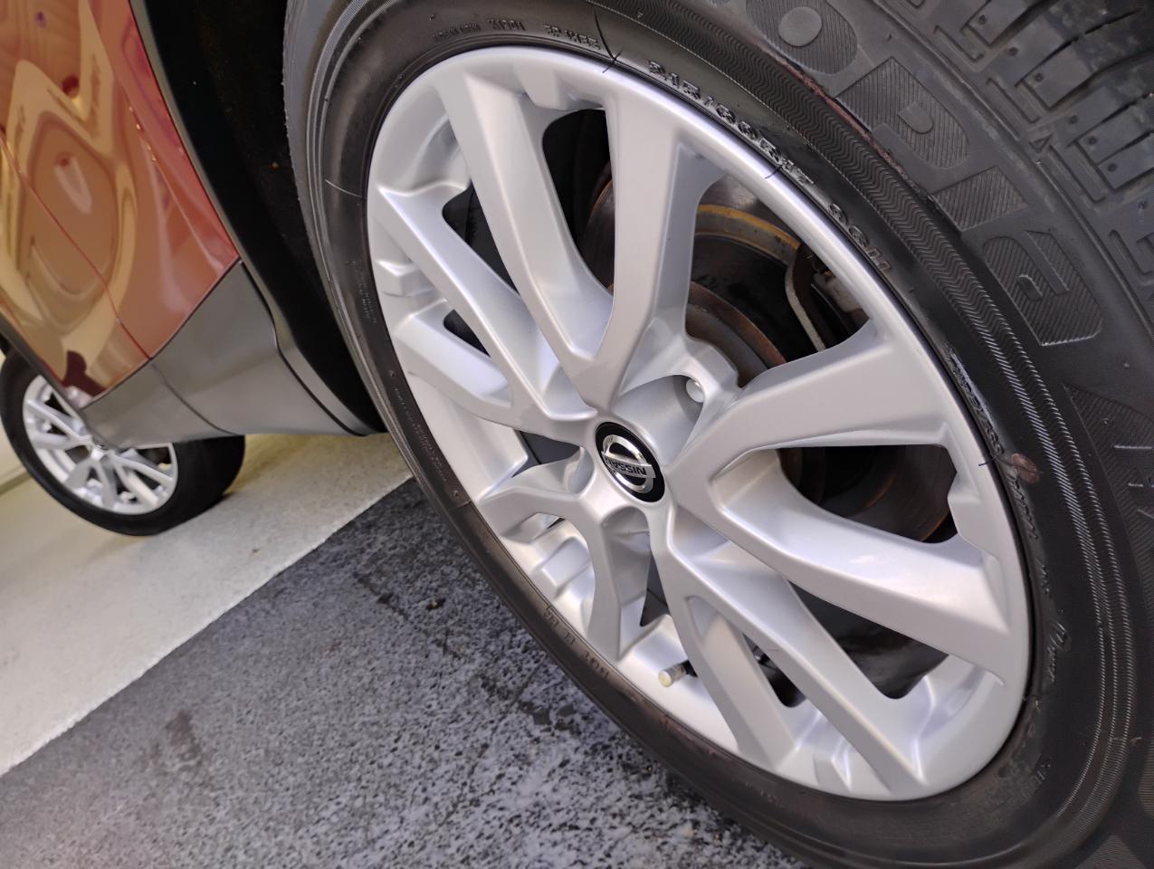 Nissan Rogue Sport S 2020