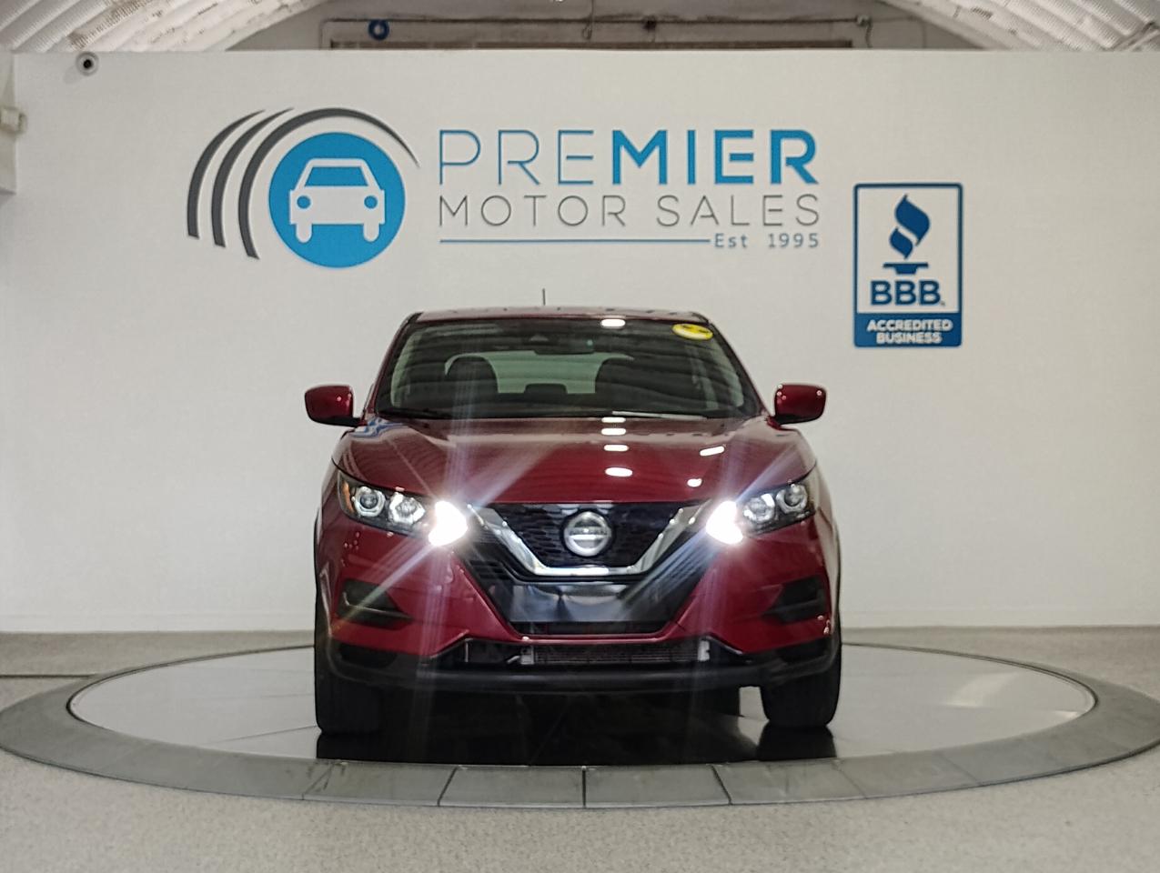 Nissan Rogue Sport S 2020