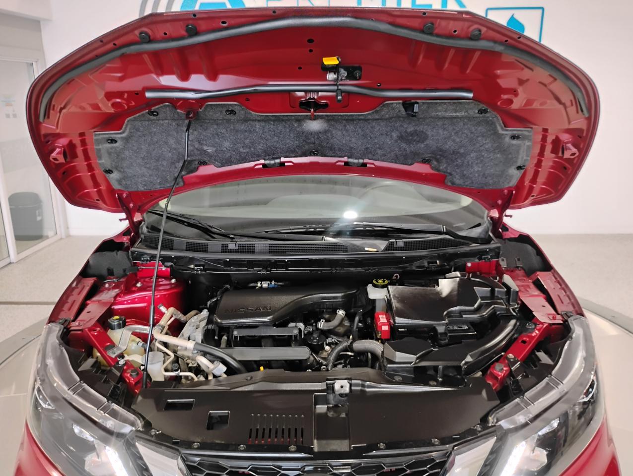 Nissan Rogue Sport S 2020