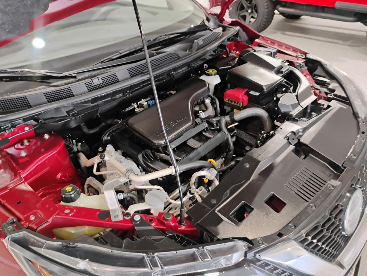 Nissan Rogue Sport S 2020