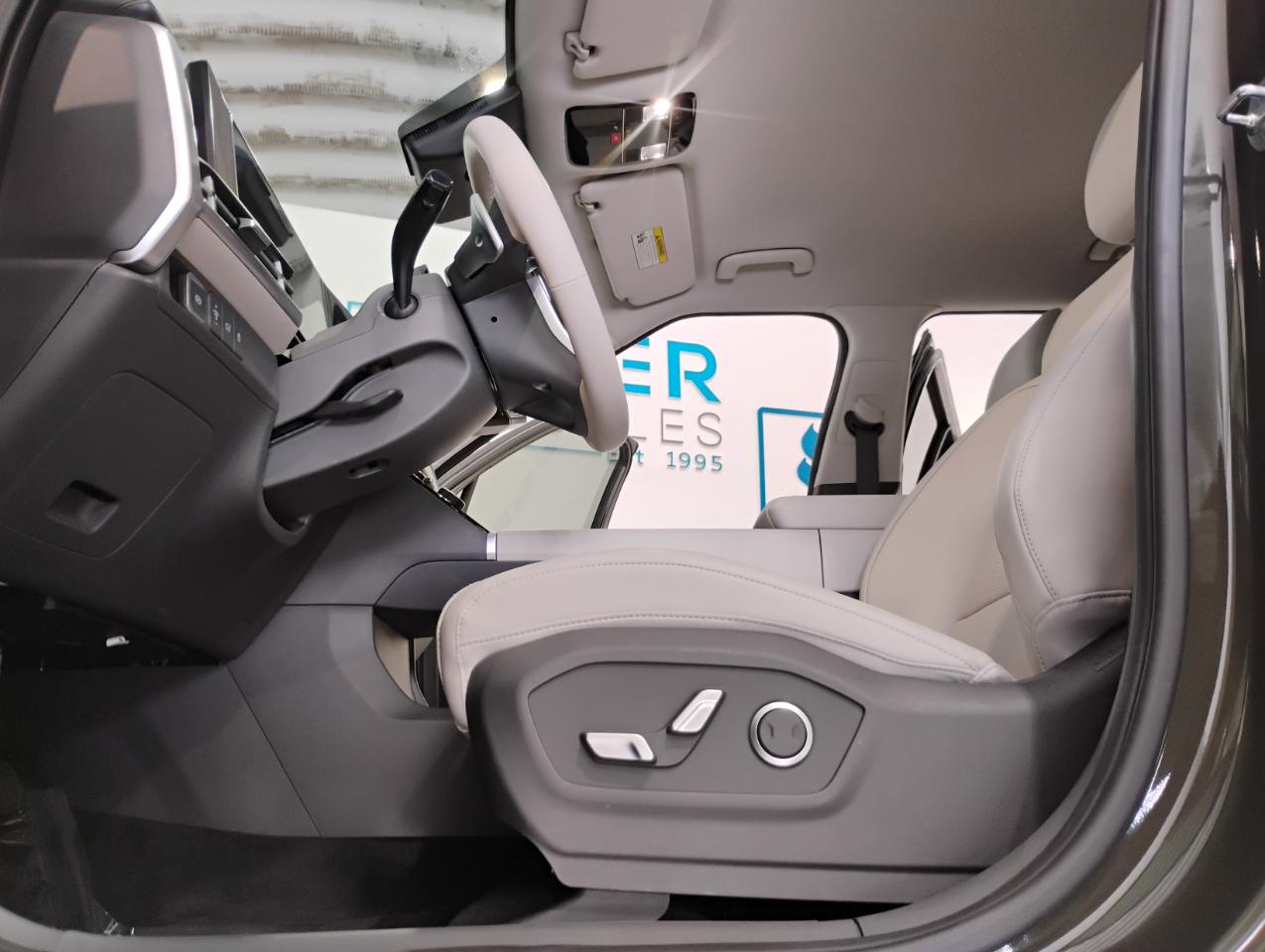 Hyundai Santa Fe SEL 2024