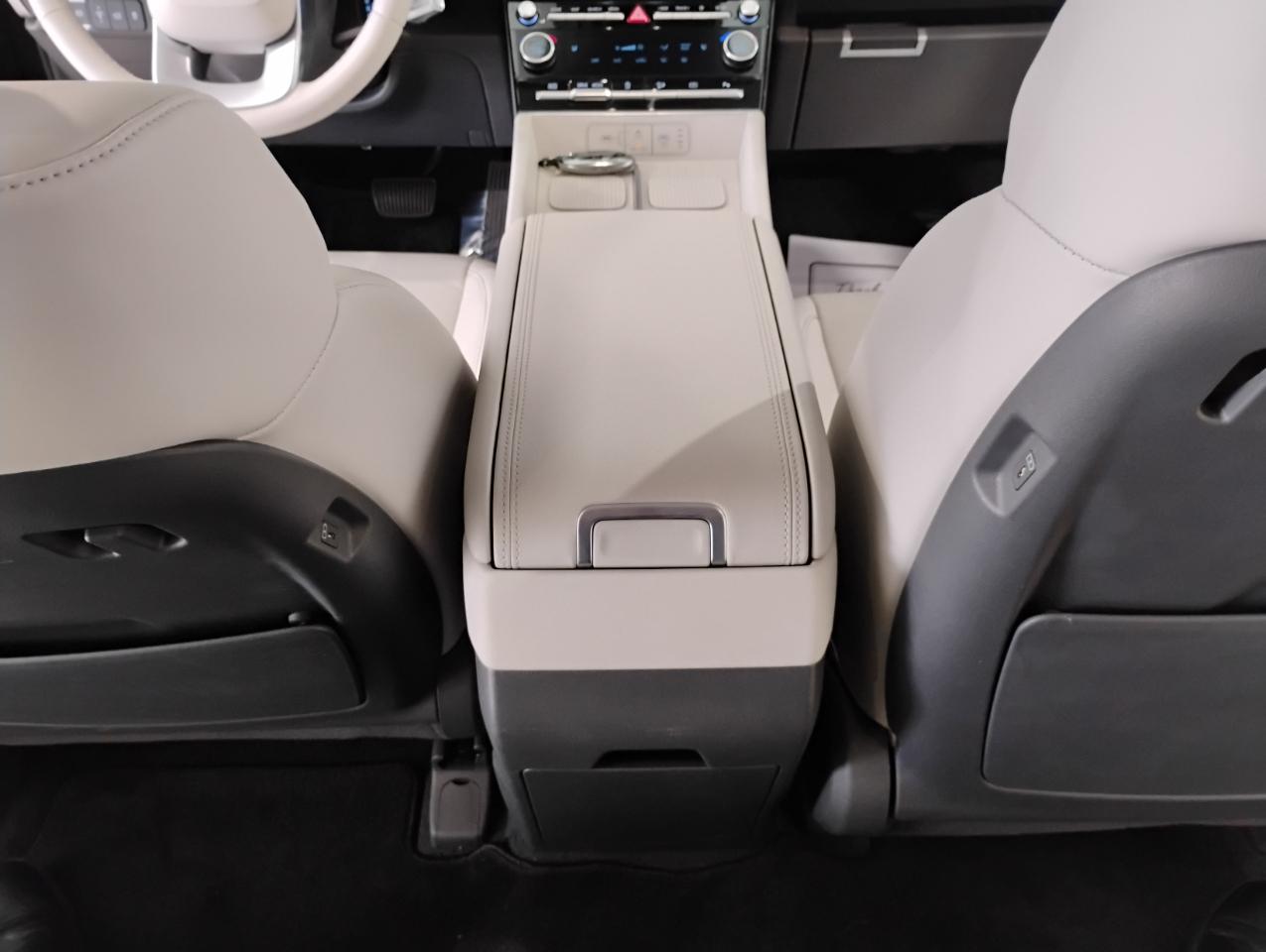 Hyundai Santa Fe SEL 2024