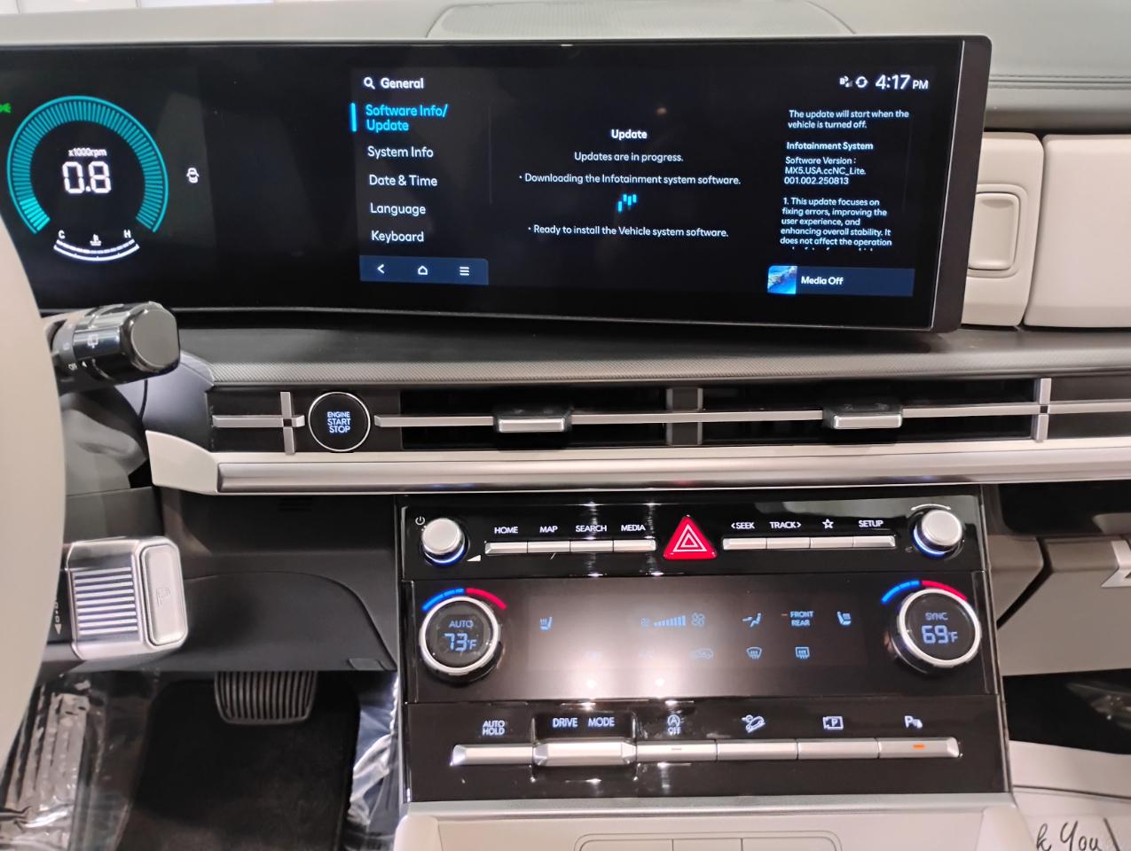 Hyundai Santa Fe SEL 2024