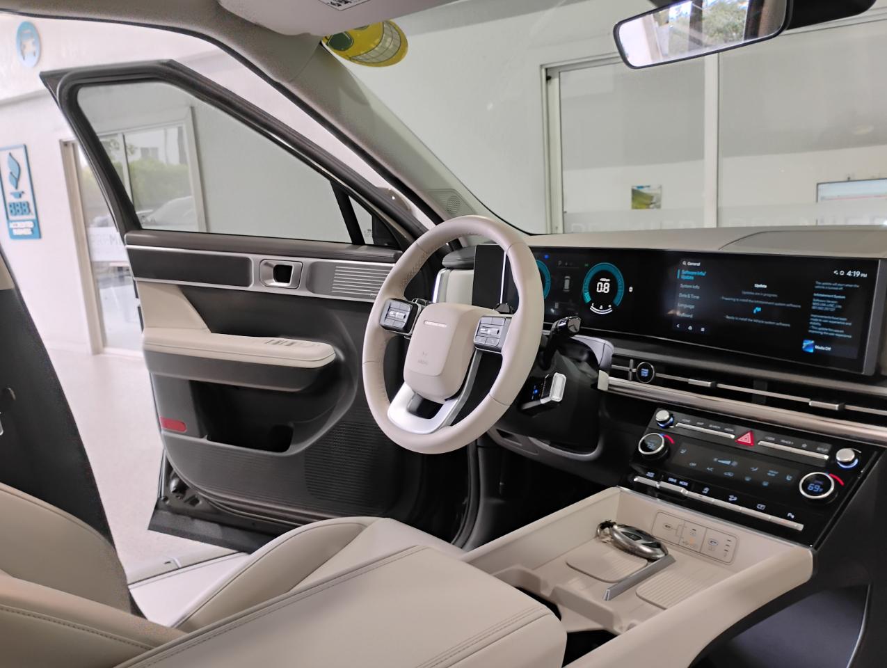 Hyundai Santa Fe SEL 2024