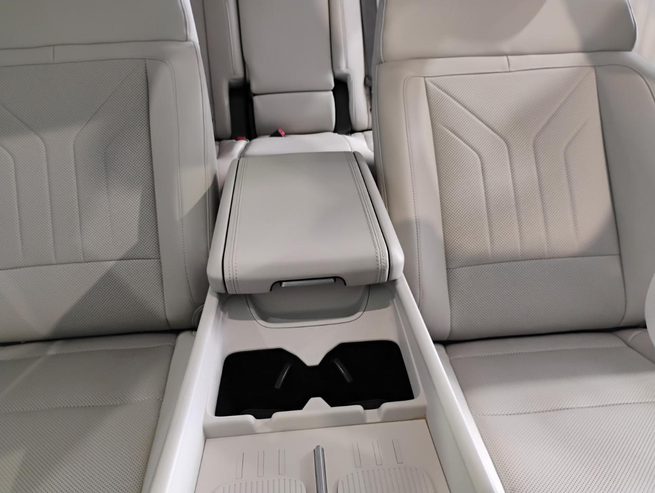 Hyundai Santa Fe SEL 2024