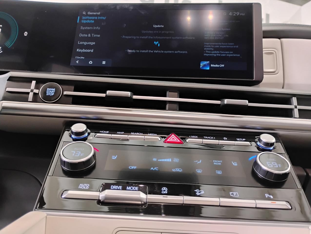 Hyundai Santa Fe SEL 2024