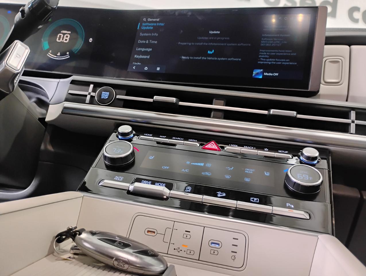 Hyundai Santa Fe SEL 2024