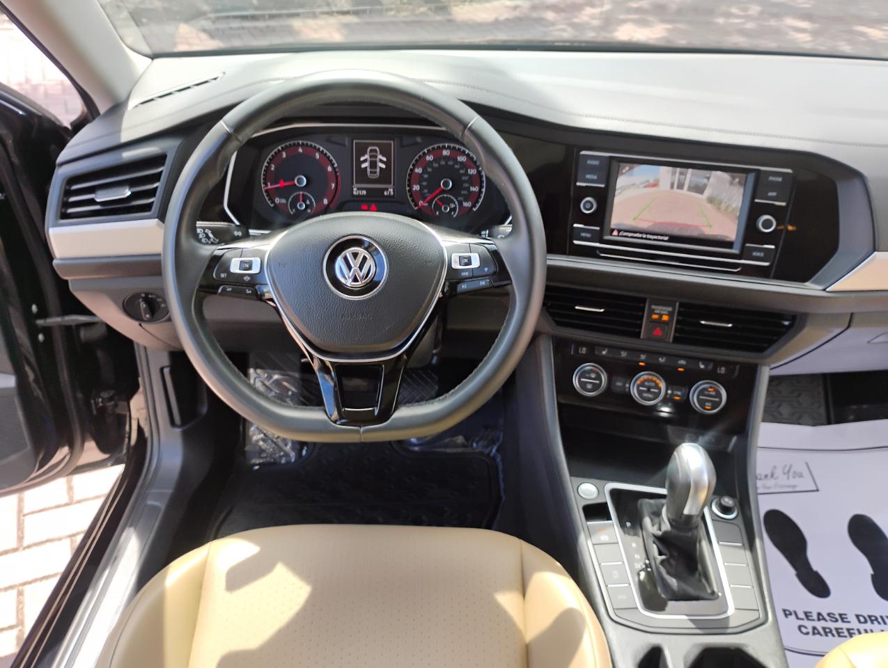 Volkswagen Jetta 1.4T S 8A 2020