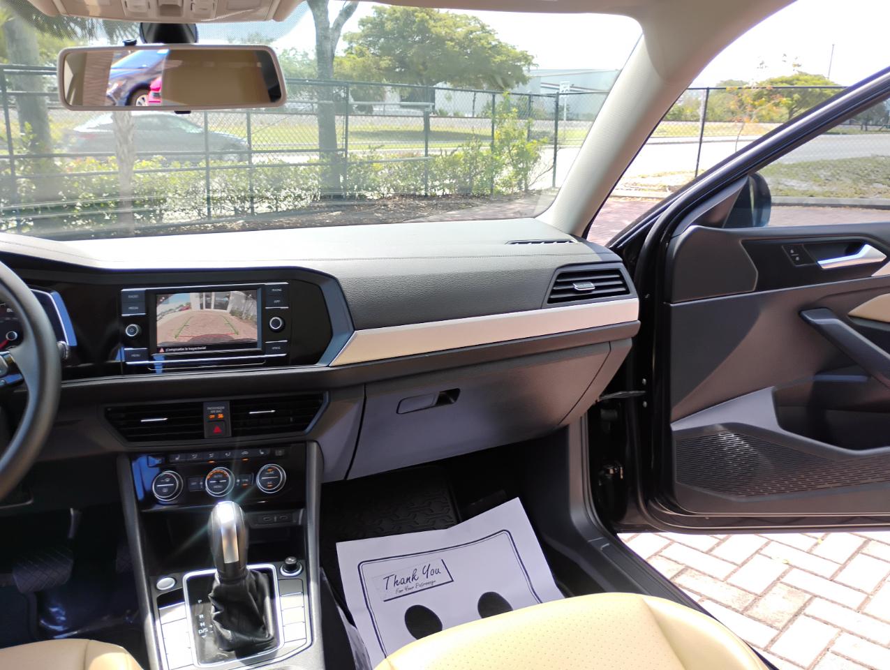 Volkswagen Jetta 1.4T S 8A 2020