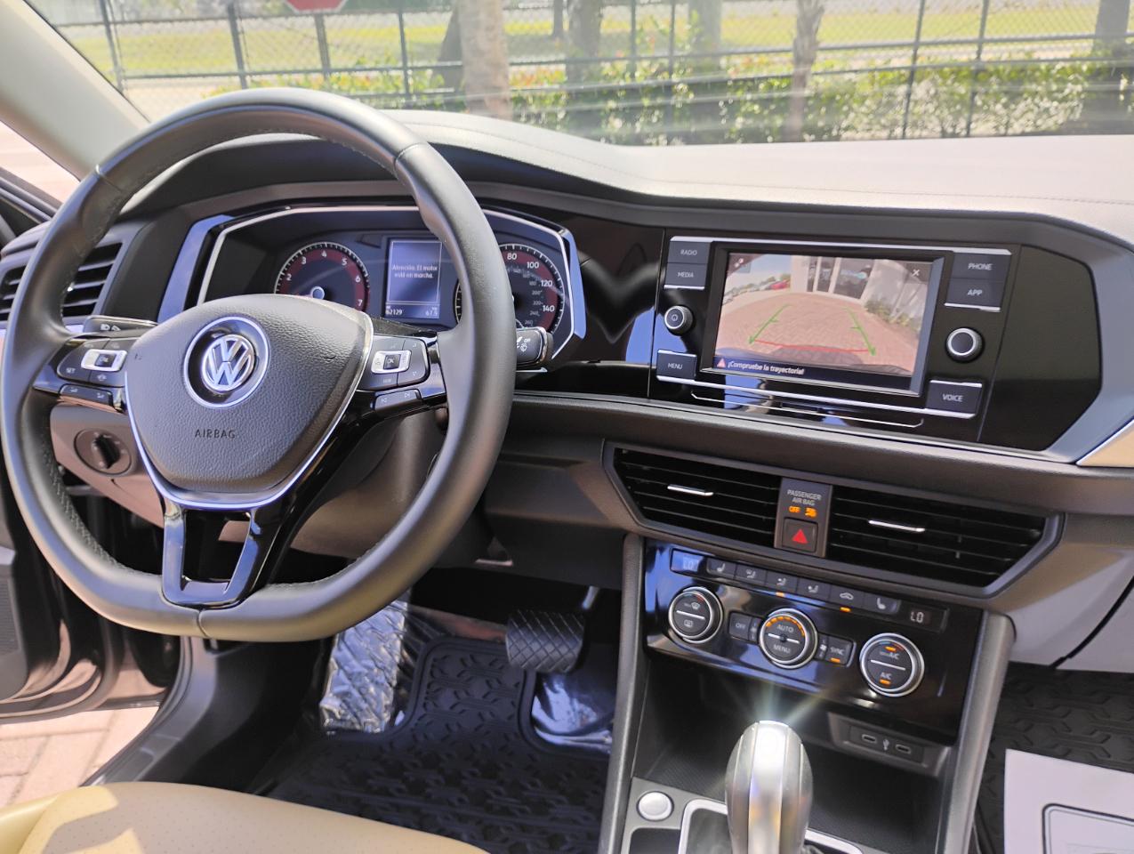 Volkswagen Jetta 1.4T S 8A 2020