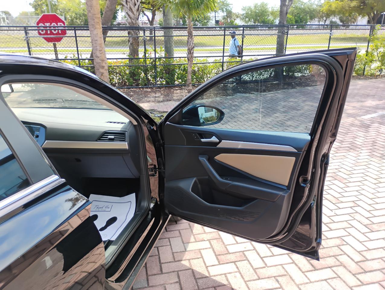 Volkswagen Jetta 1.4T S 8A 2020