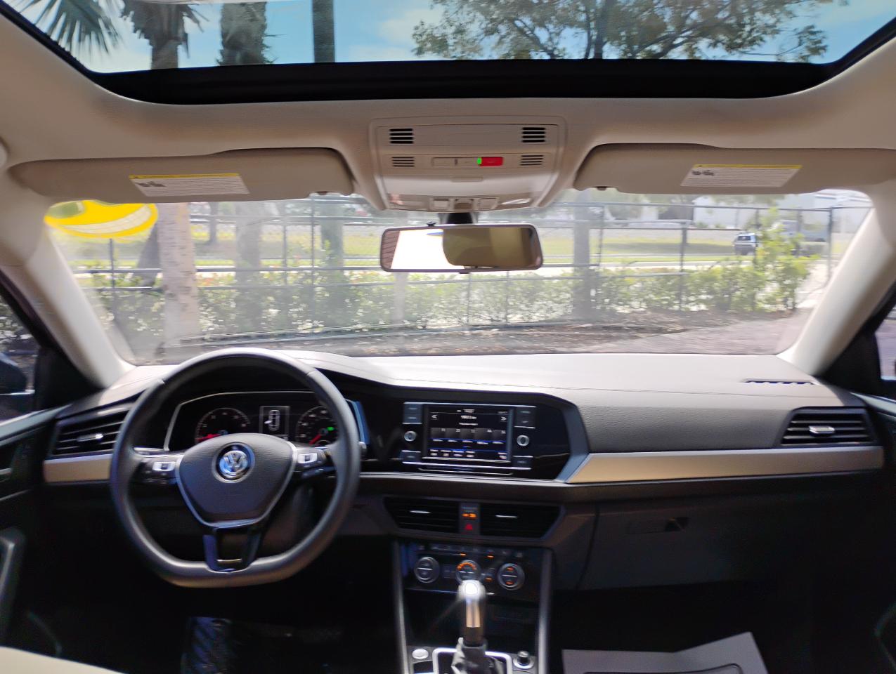 Volkswagen Jetta 1.4T S 8A 2020