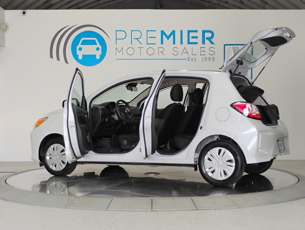 Mitsubishi Mirage ES CVT 2024