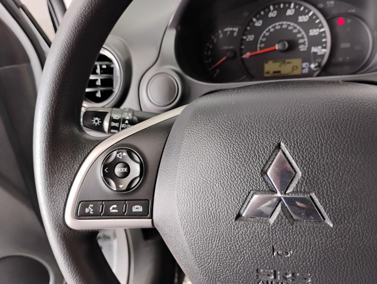 Mitsubishi Mirage ES CVT 2024