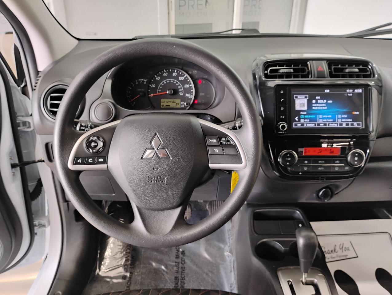 Mitsubishi Mirage ES CVT 2024