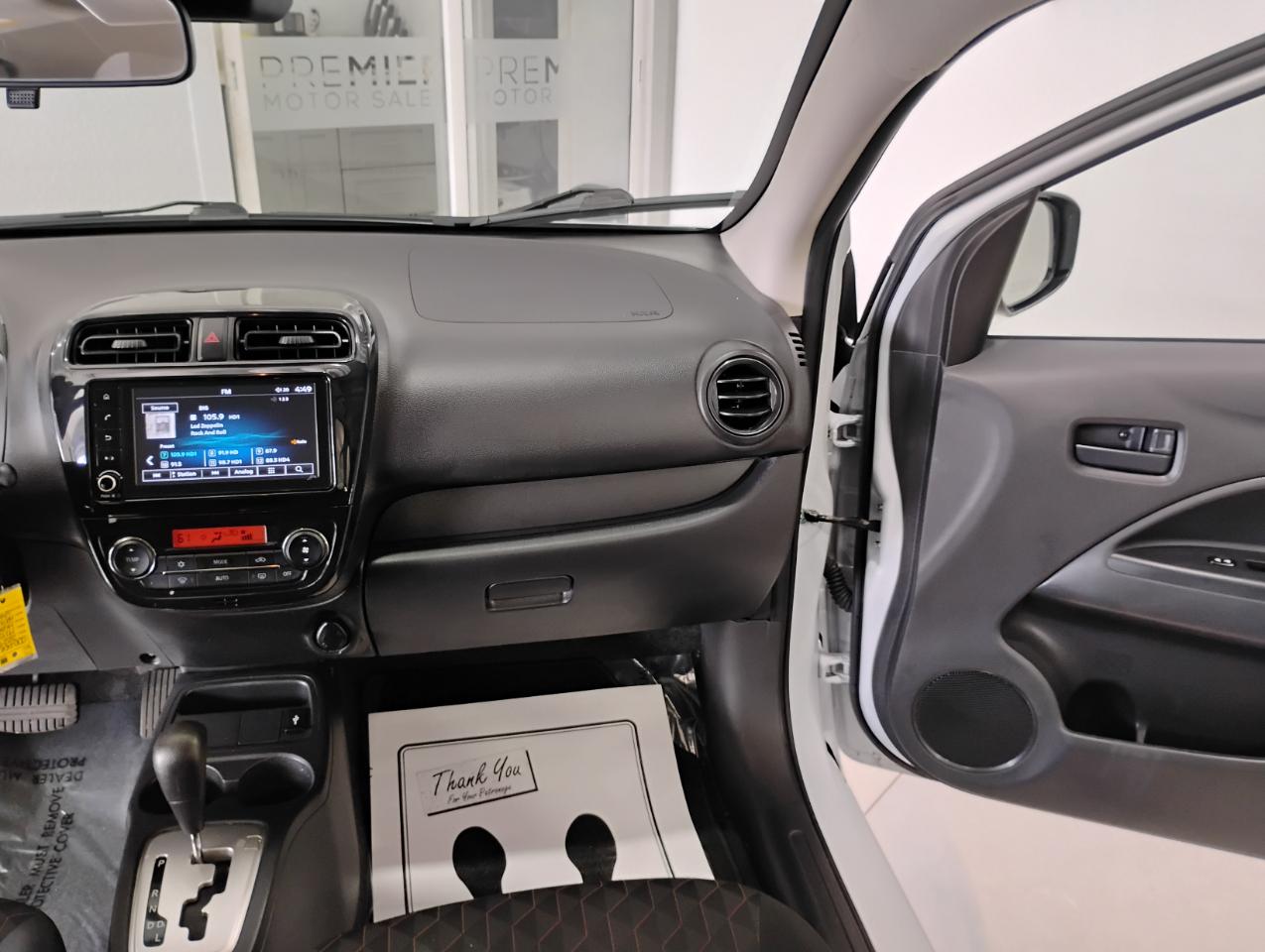 Mitsubishi Mirage ES CVT 2024