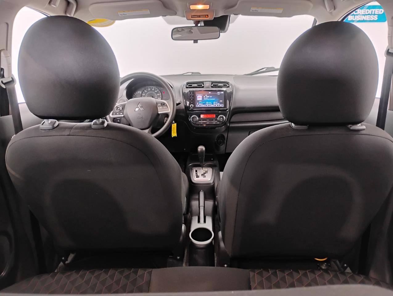 Mitsubishi Mirage ES CVT 2024