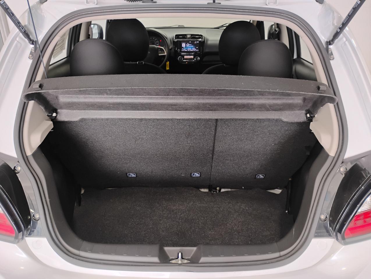 Mitsubishi Mirage ES CVT 2024