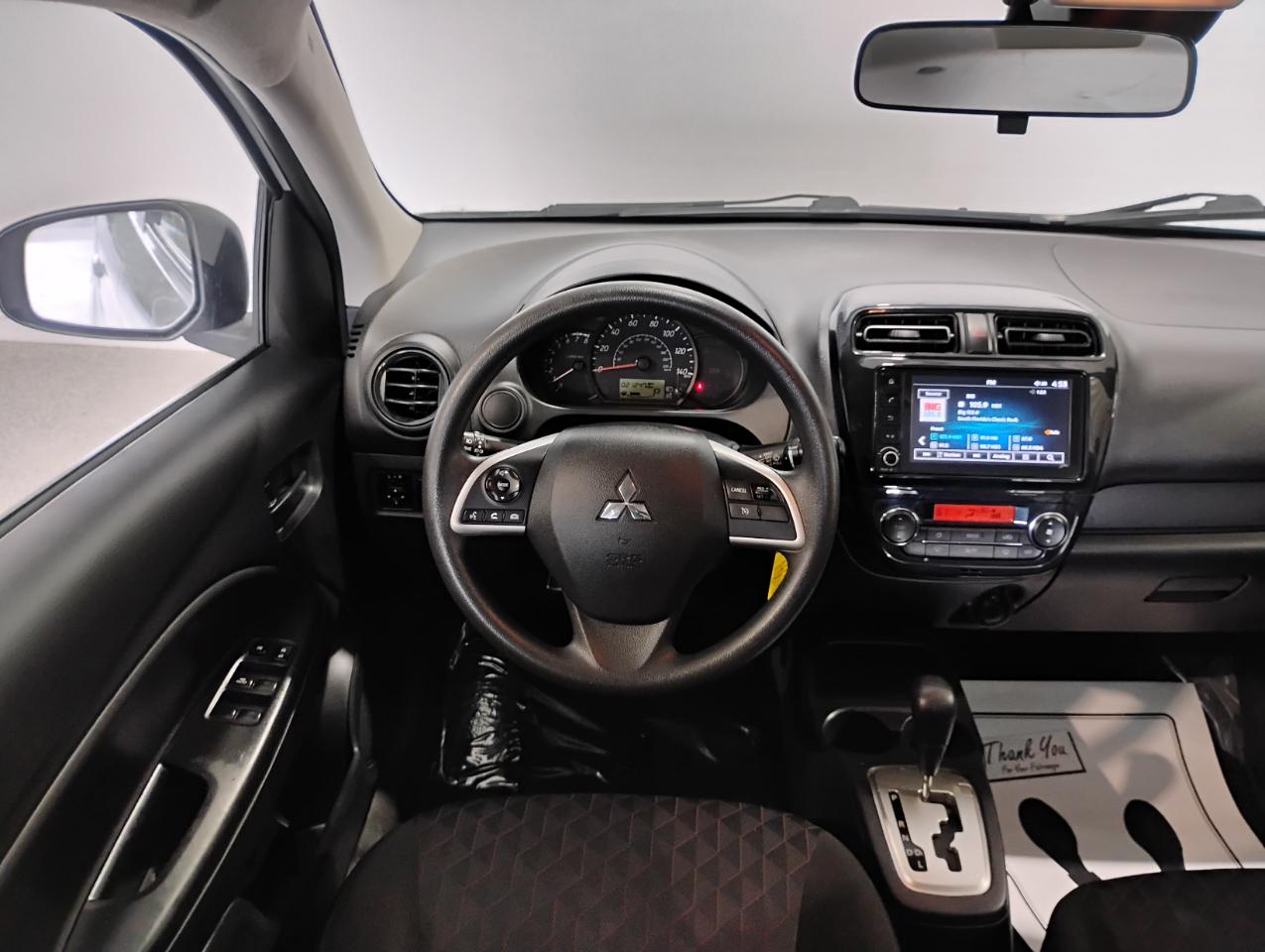 Mitsubishi Mirage ES CVT 2024