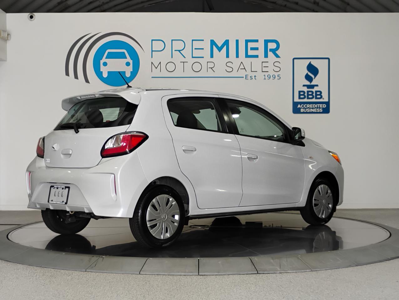 Mitsubishi Mirage ES CVT 2024