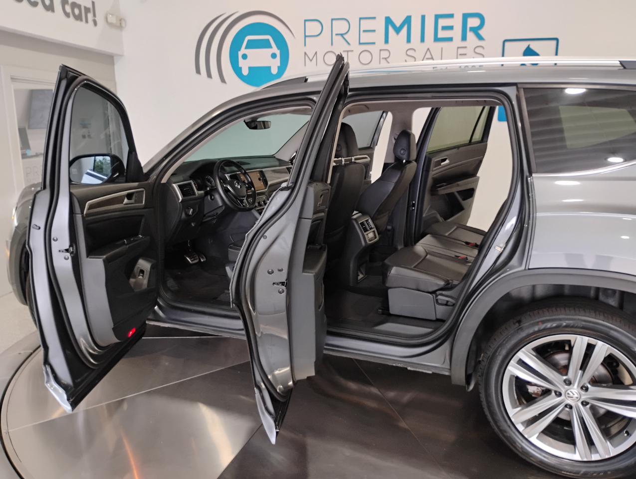 Volkswagen Atlas V6 SE w/Technology AWD 2018