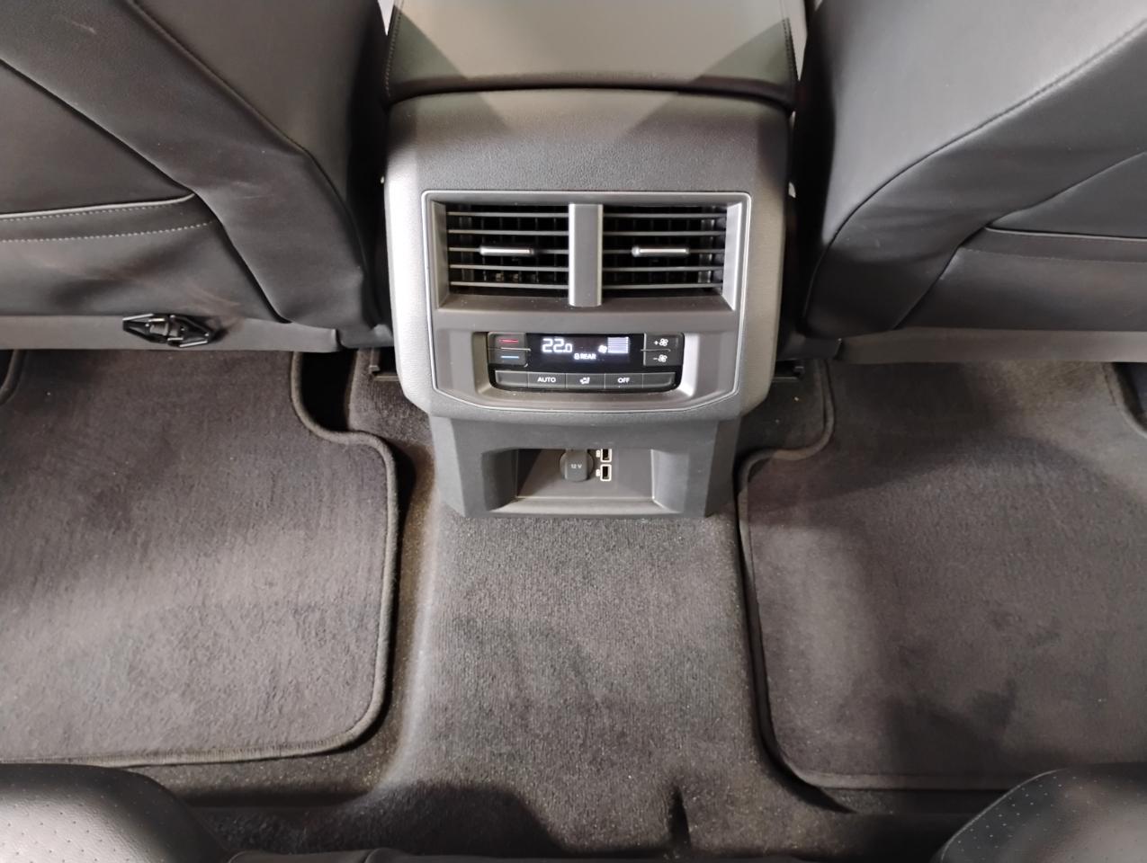 Volkswagen Atlas V6 SE w/Technology AWD 2018