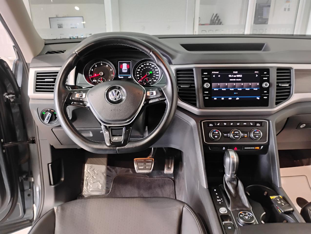 Volkswagen Atlas V6 SE w/Technology AWD 2018