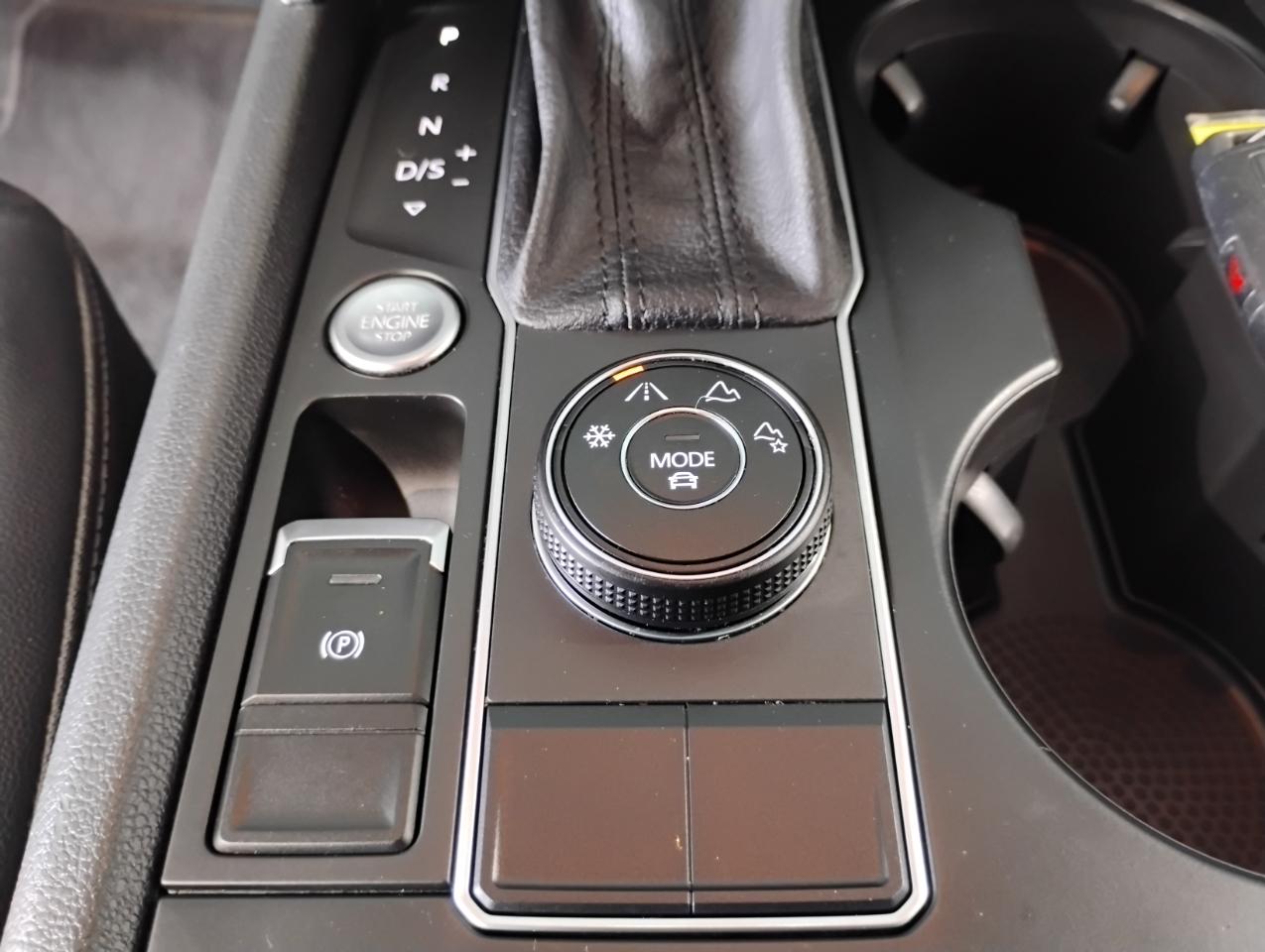 Volkswagen Atlas V6 SE w/Technology AWD 2018