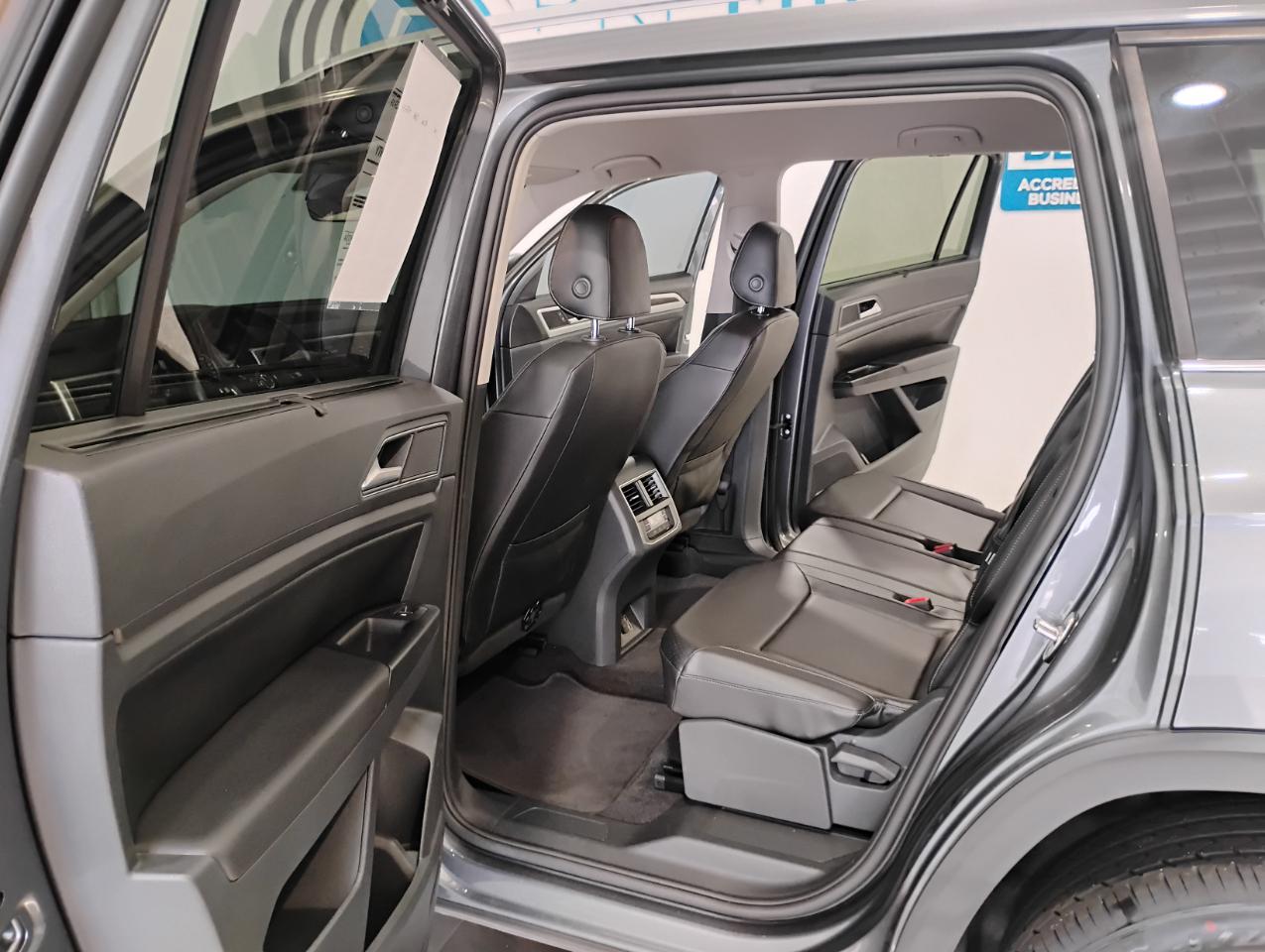 Volkswagen Atlas V6 SE w/Technology AWD 2018