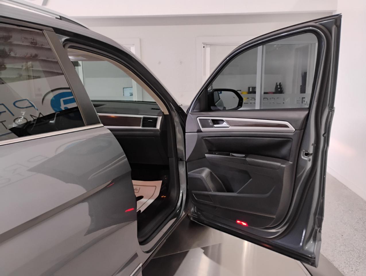 Volkswagen Atlas V6 SE w/Technology AWD 2018