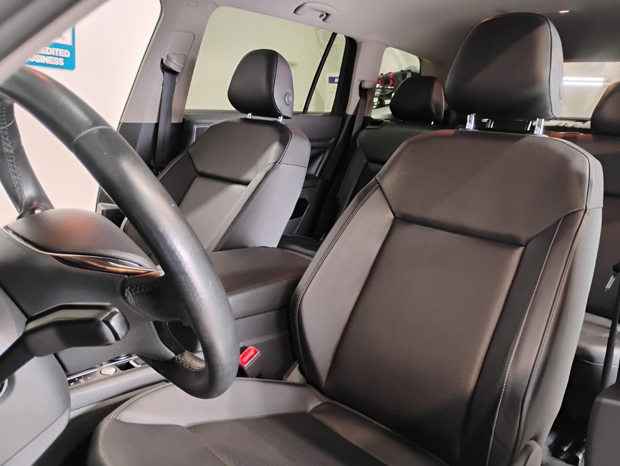 Volkswagen Atlas V6 SE w/Technology AWD 2018