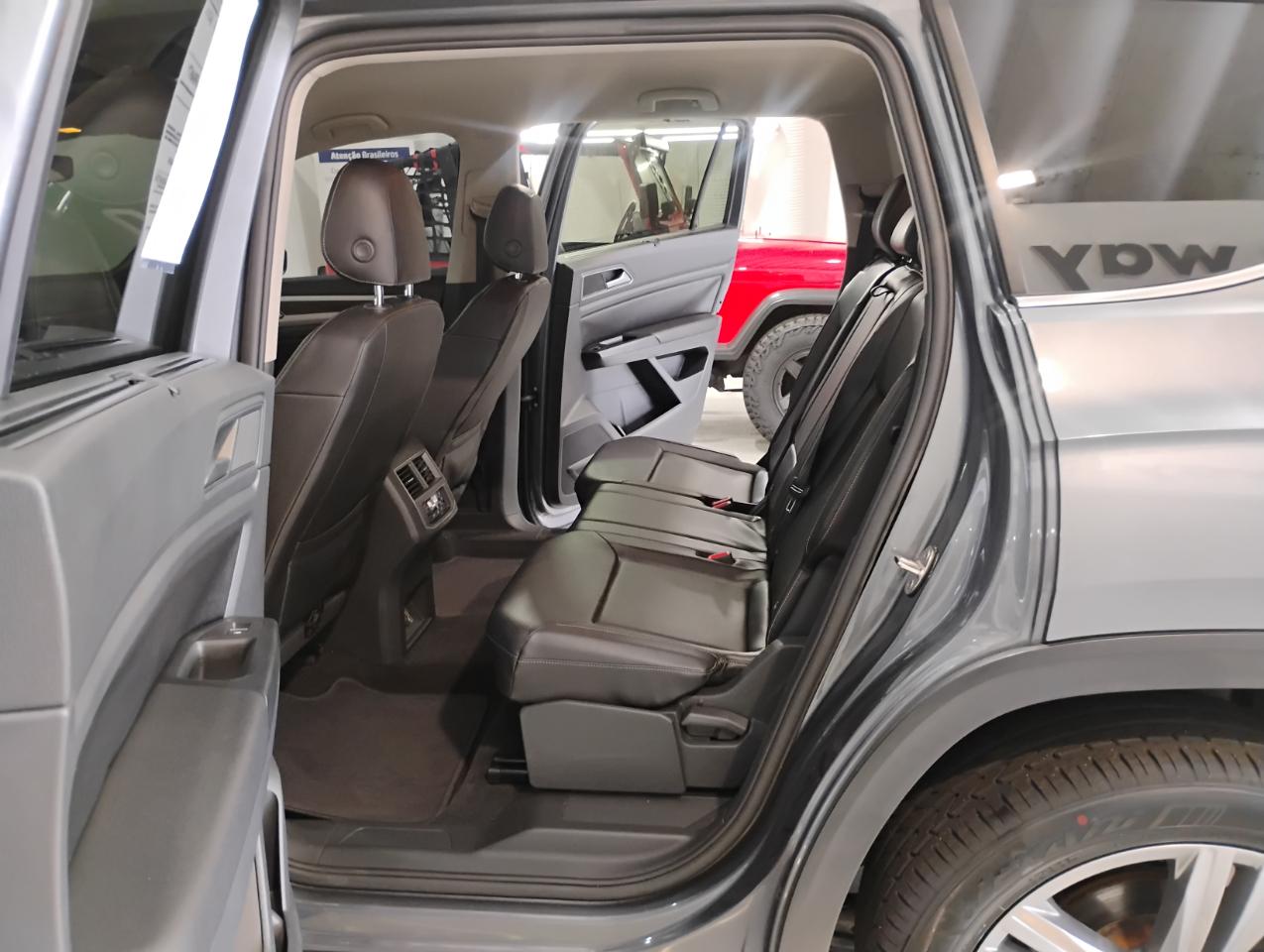 Volkswagen Atlas V6 SE w/Technology AWD 2018