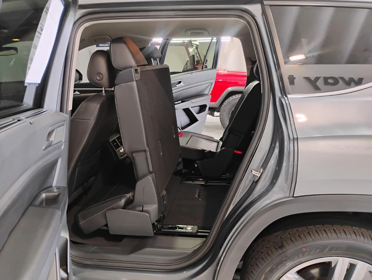 Volkswagen Atlas V6 SE w/Technology AWD 2018