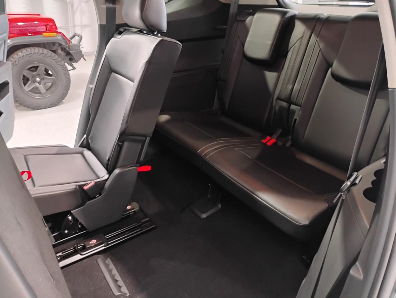 Volkswagen Atlas V6 SE w/Technology AWD 2018