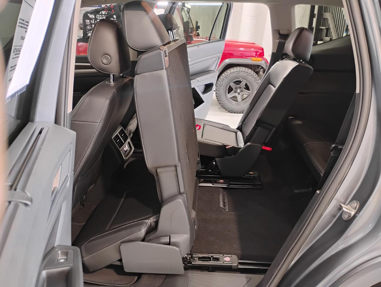 Volkswagen Atlas V6 SE w/Technology AWD 2018