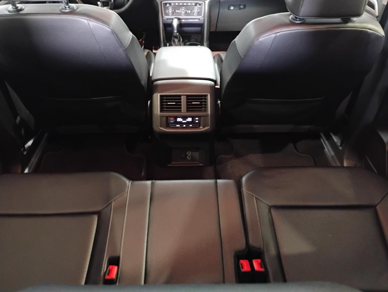 Volkswagen Atlas V6 SE w/Technology AWD 2018