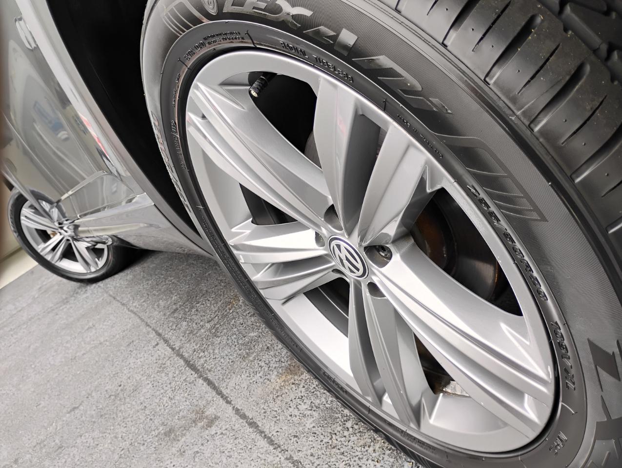 Volkswagen Atlas V6 SE w/Technology AWD 2018