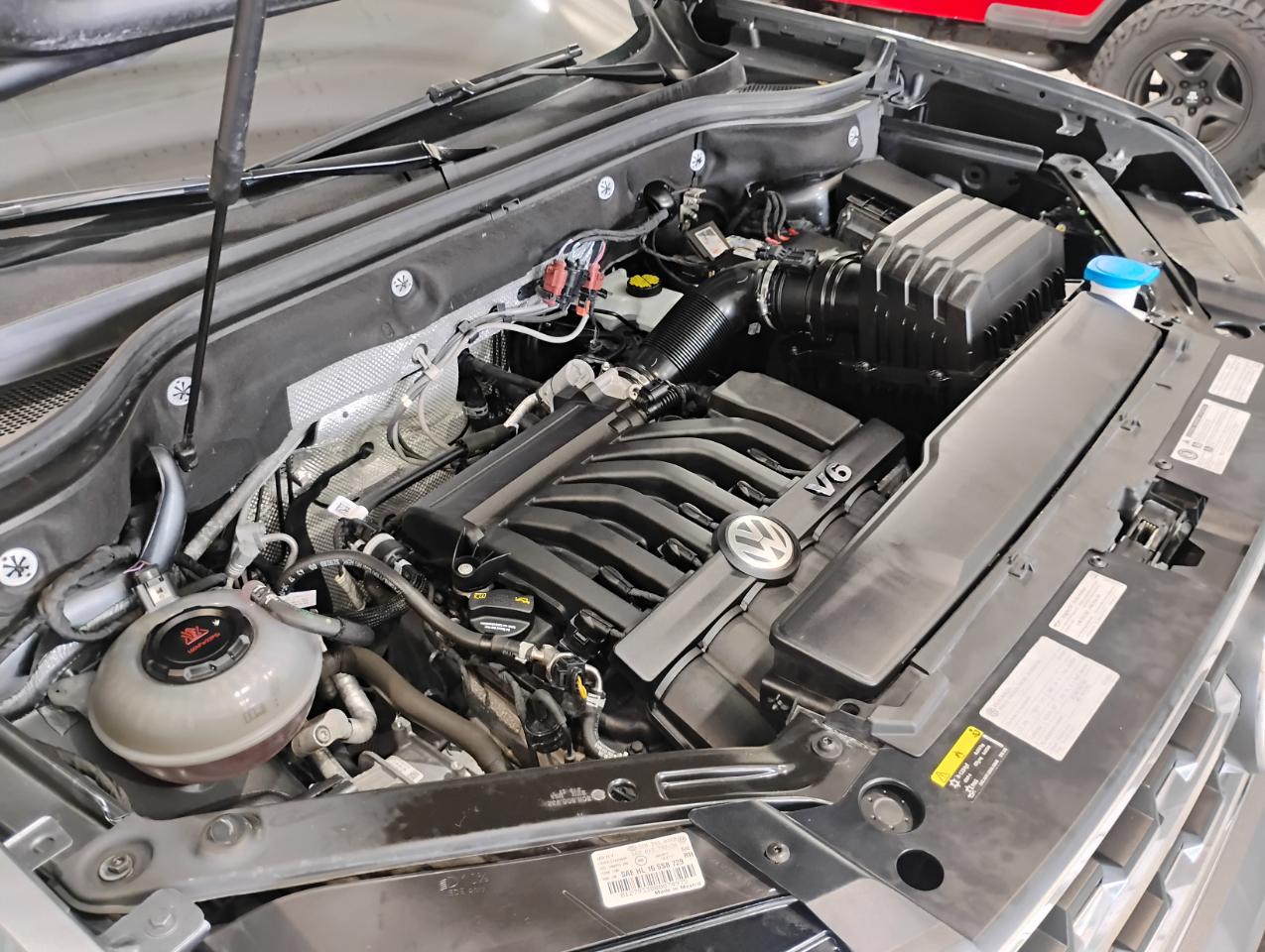 Volkswagen Atlas V6 SE w/Technology AWD 2018