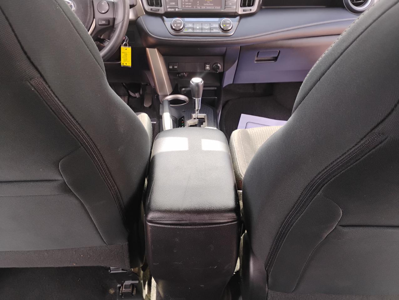 Toyota RAV4 XLE AWD 2014