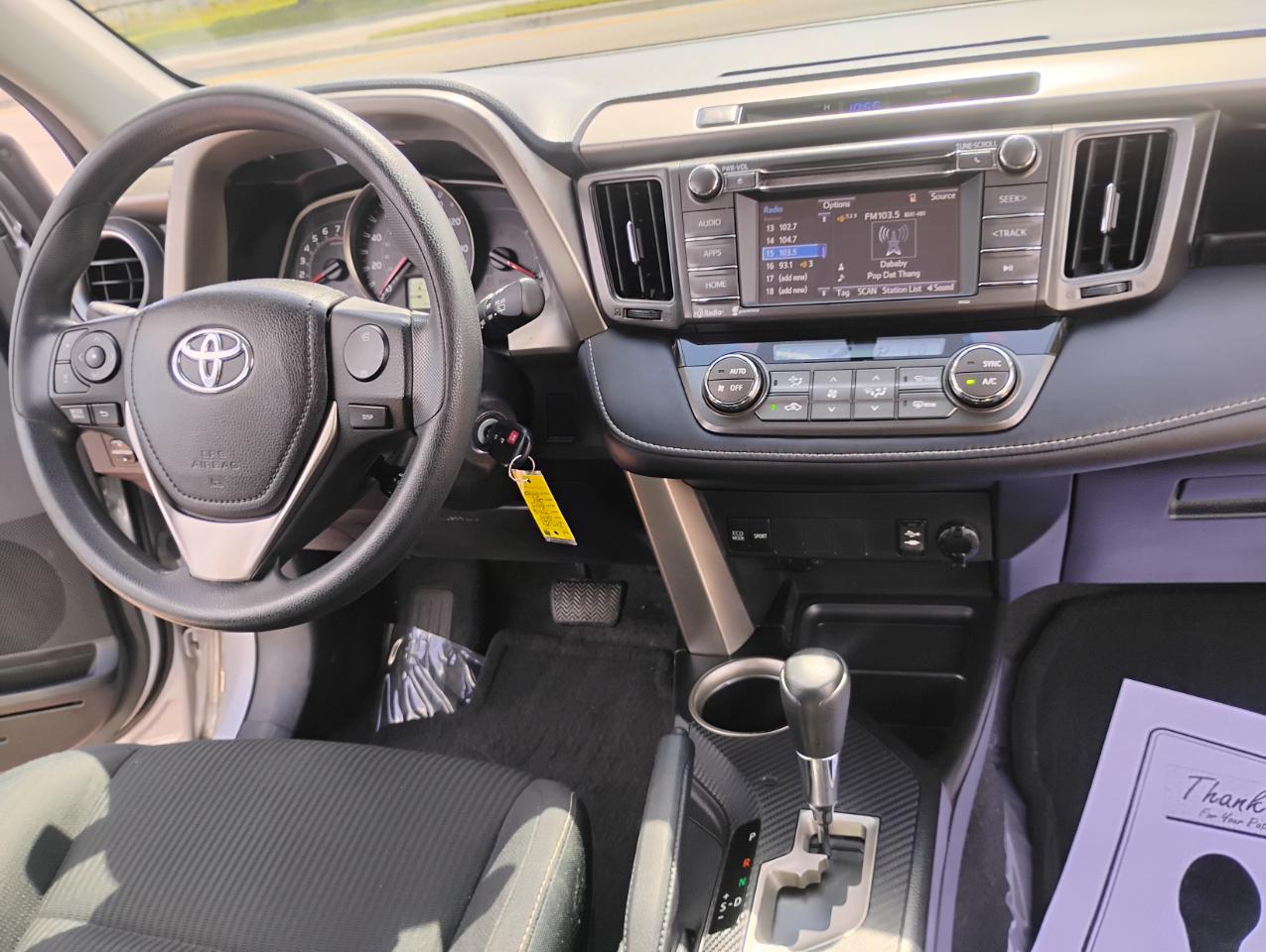 Toyota RAV4 XLE AWD 2014