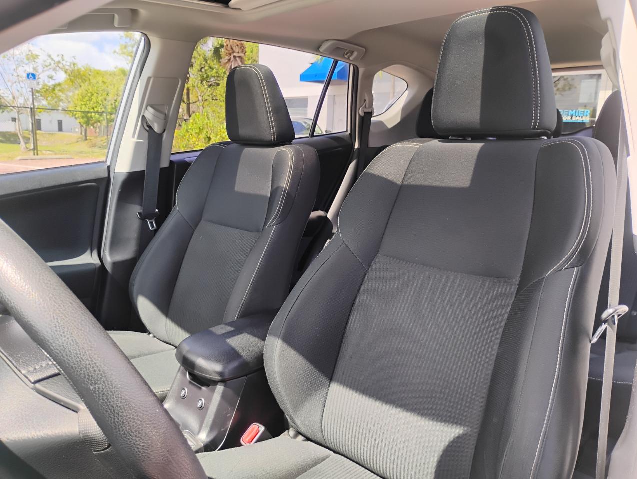 Toyota RAV4 XLE AWD 2014