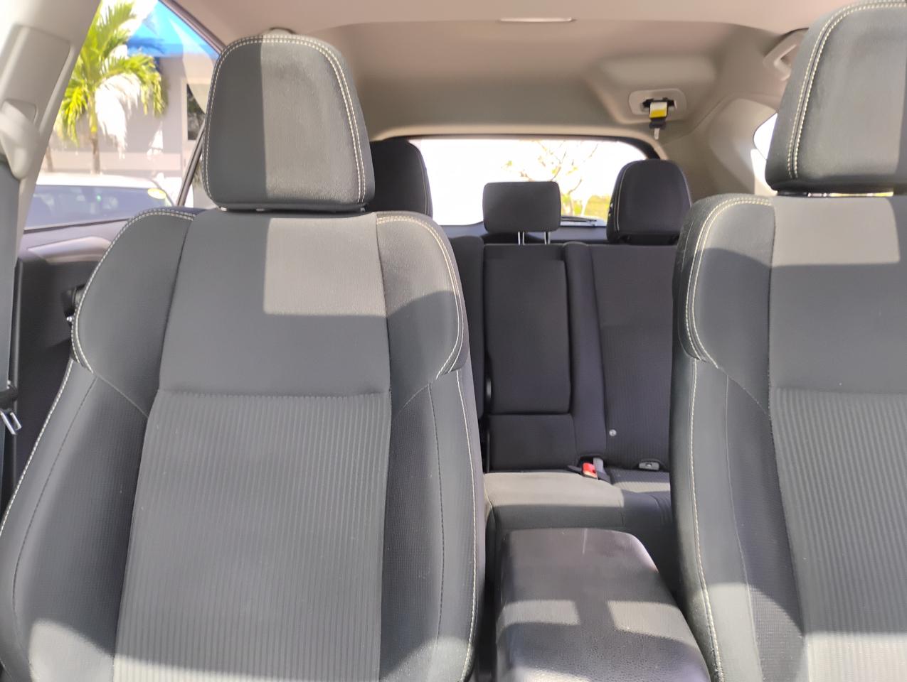 Toyota RAV4 XLE AWD 2014