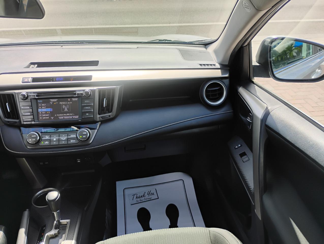 Toyota RAV4 XLE AWD 2014