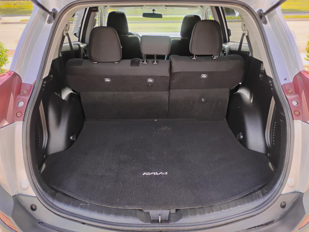 Toyota RAV4 XLE AWD 2014