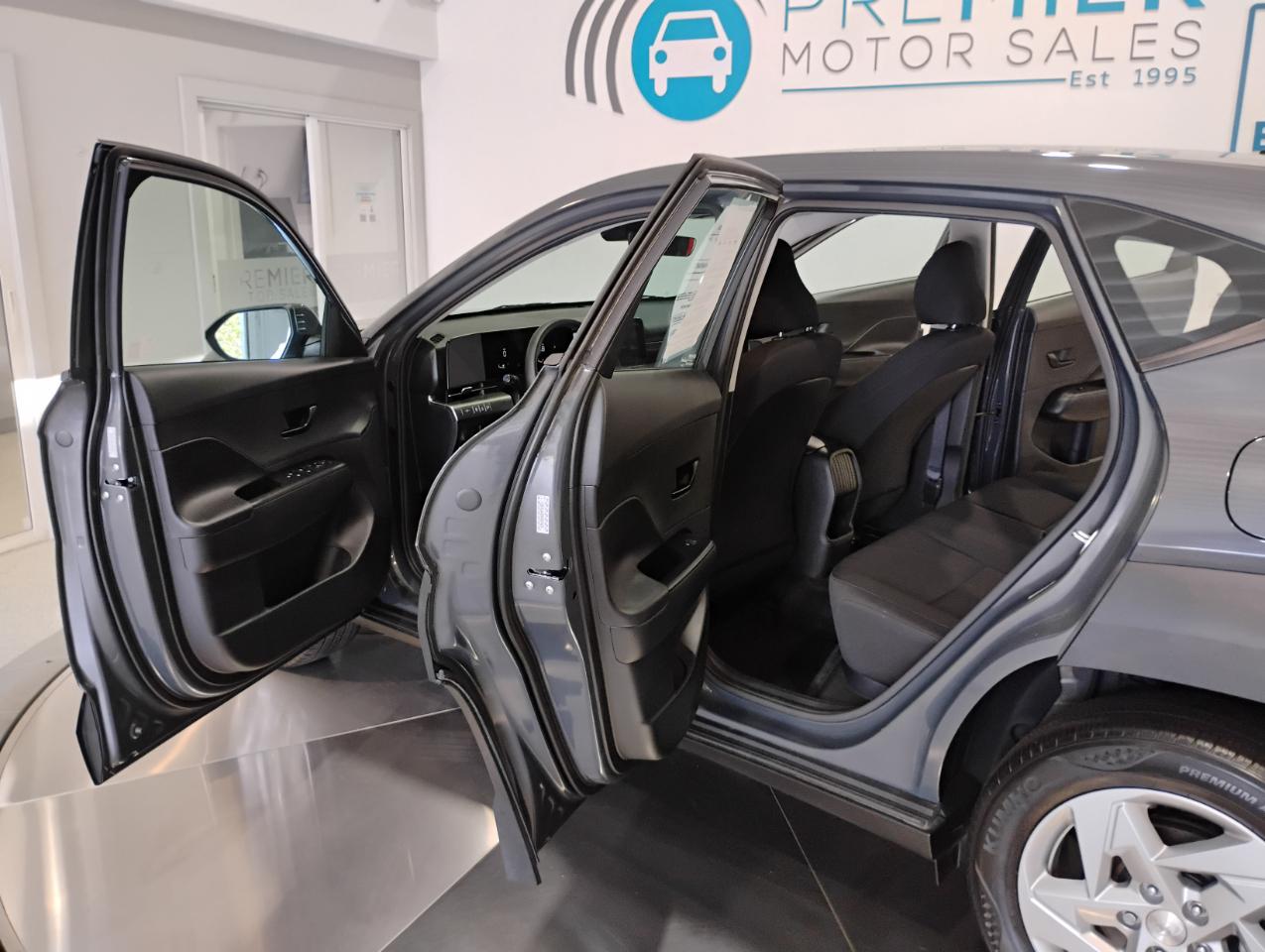 Hyundai Kona SE 2024